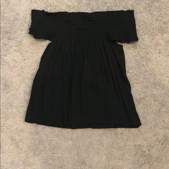 Black off the shoulder top - Picture 1 of 1